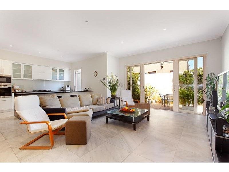 76 Tramway Parade, Beaumaris VIC 3193