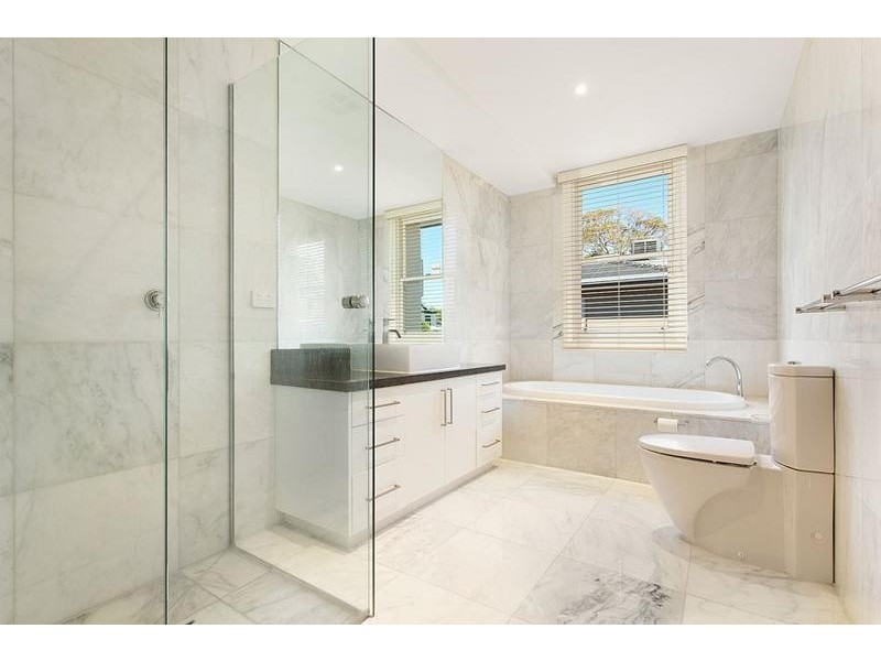 76 Tramway Parade, Beaumaris VIC 3193