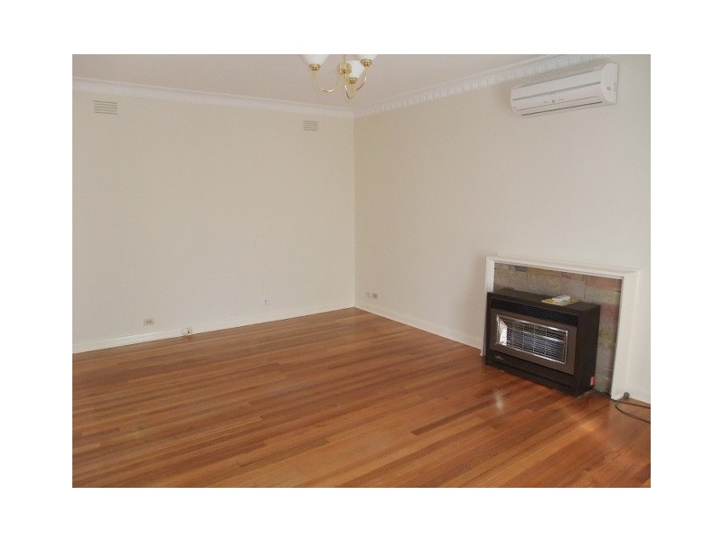 6 Marmara Drive, Elsternwick VIC 3185
