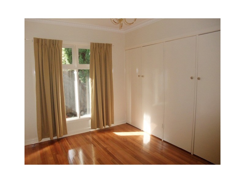 6 Marmara Drive, Elsternwick VIC 3185