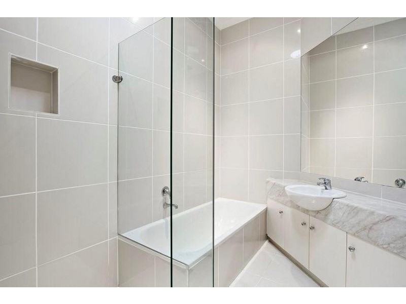 2/58 North Road, Brighton VIC 3186