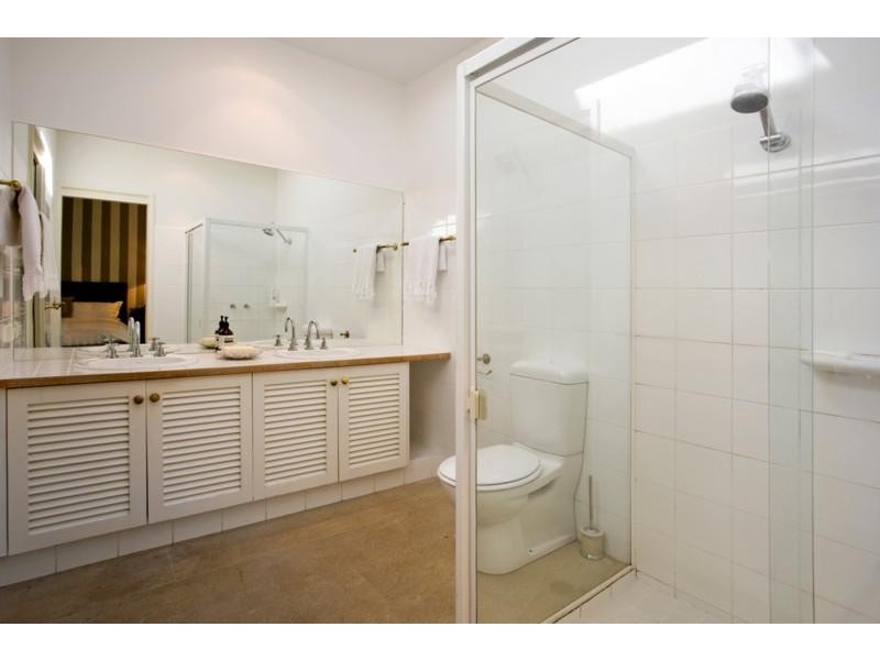2 Opawa Street, Brighton VIC 3186