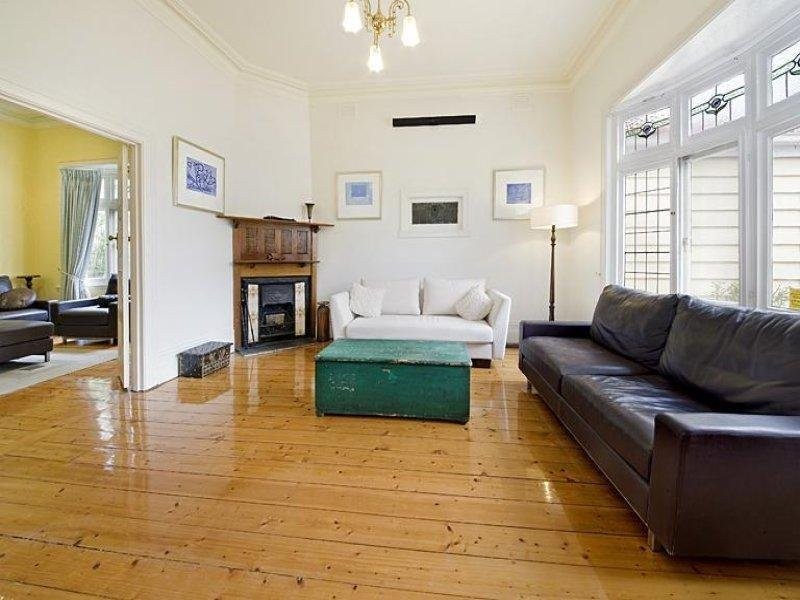 52 Holyrood Street, Hampton VIC 3188