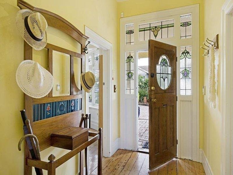 52 Holyrood Street, Hampton VIC 3188