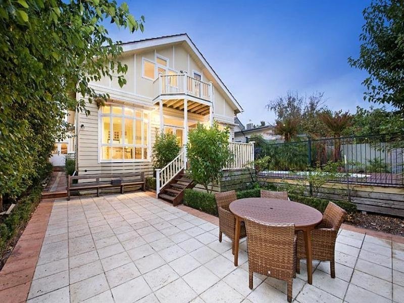 52 Holyrood Street, Hampton VIC 3188