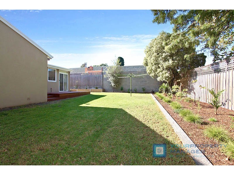 6 Folkestone Crescent, Beaumaris VIC 3193