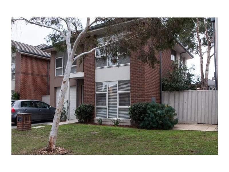 6 Pebble Beach Place, Heatherton VIC 3202