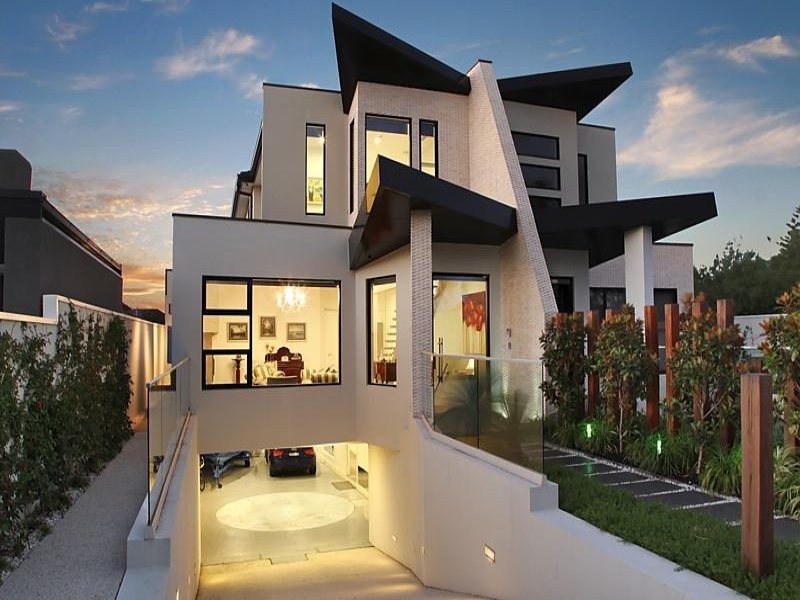 7 Lawson Street, Hampton VIC 3188