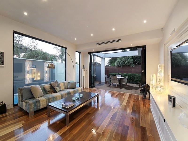 7 Lawson Street, Hampton VIC 3188