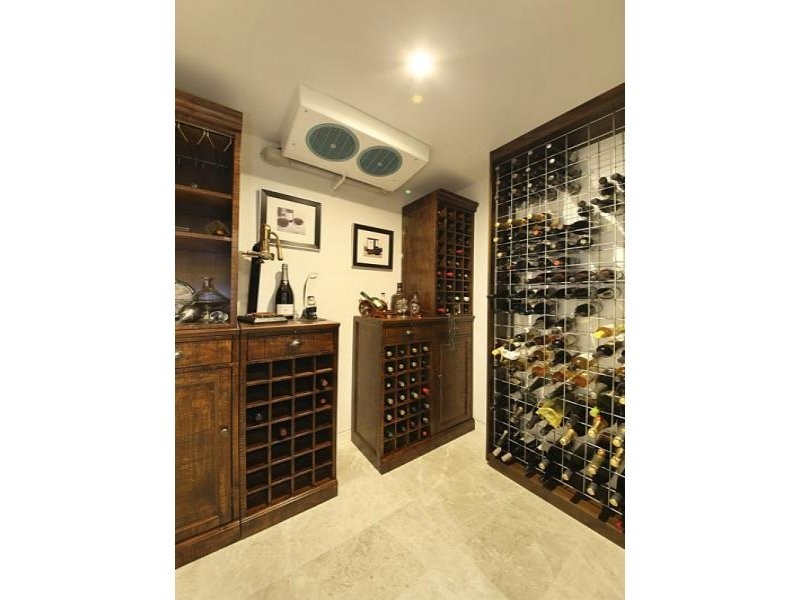 7 Lawson Street, Hampton VIC 3188