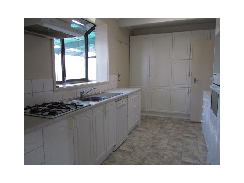 84 Hughes Avenue, Edithvale VIC 3196