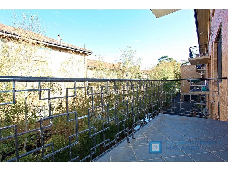 15/27 Dickens Street, Elwood VIC 3184