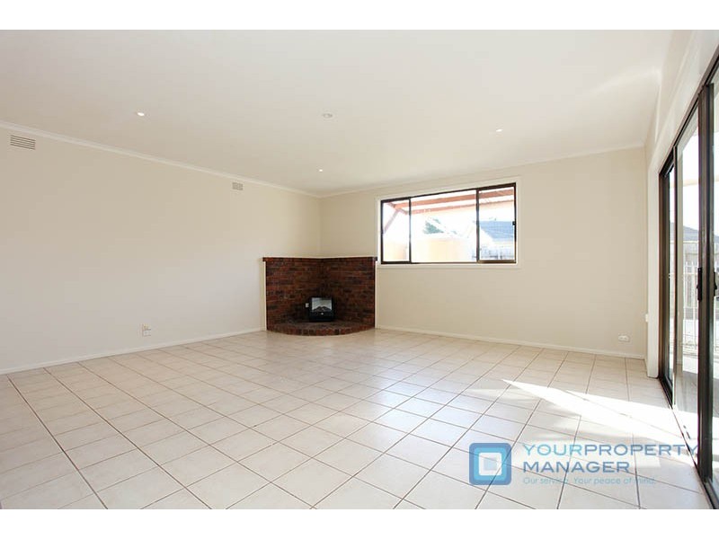44 Henry Crescent, Seaford VIC 3198