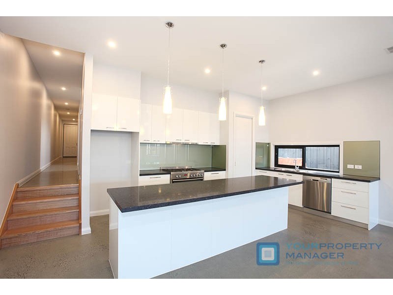 6B Ashmore Avenue, Mordialloc VIC 3195