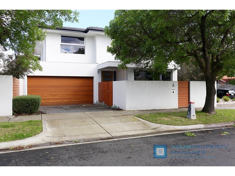 30 Roydon Street, Hampton East VIC 3188