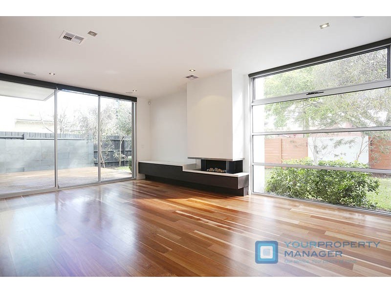 30 Roydon Street, Hampton East VIC 3188