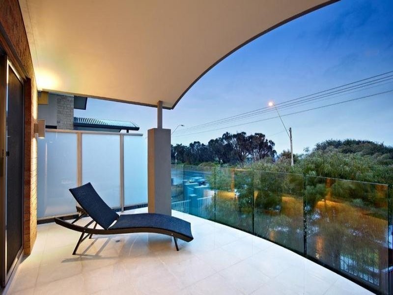 93 Beach Road, Mentone VIC 3194