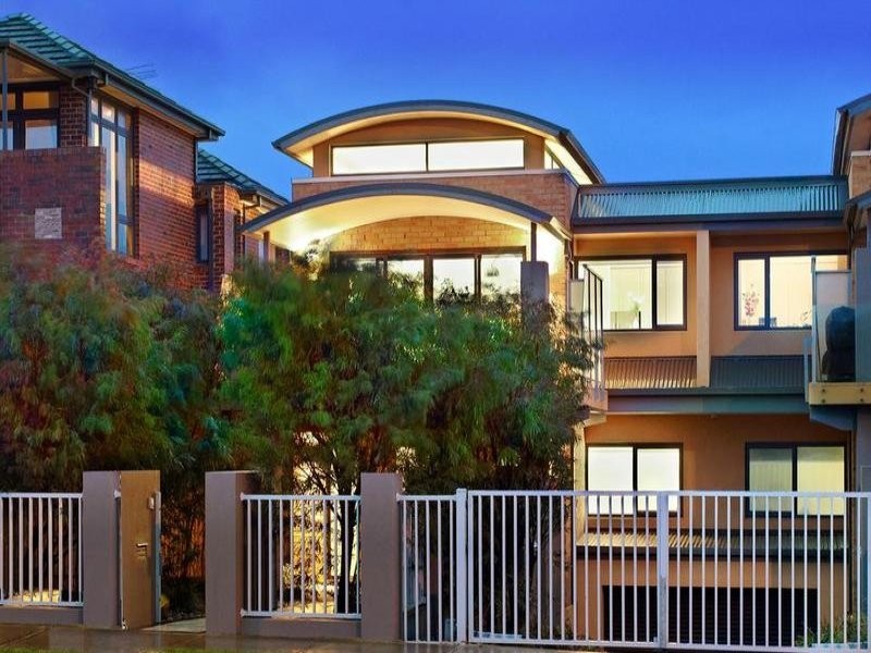 93 Beach Road, Mentone VIC 3194