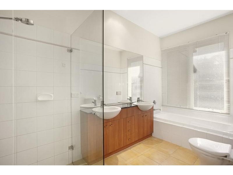 2/159 Beach Road, Sandringham VIC 3191