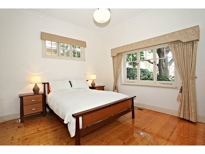 49 Mills Street, Hampton VIC 3188