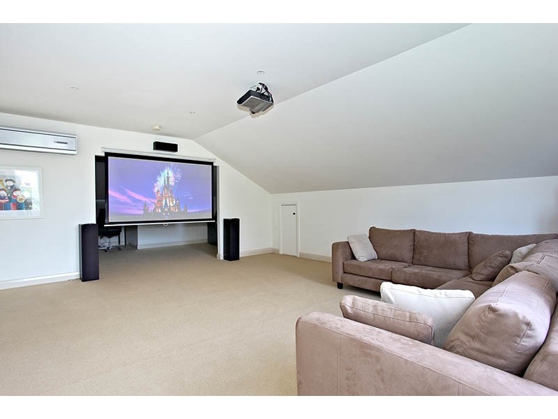 49 Mills Street, Hampton VIC 3188