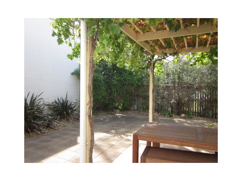 6 Cypress Point Parade, Heatherton VIC 3202