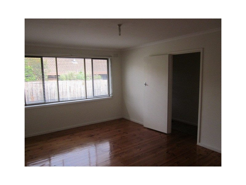 4/44 Warren Road, Cheltenham VIC 3192