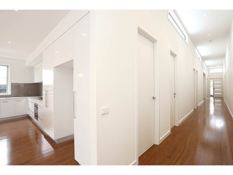 37B Charles Street, Cheltenham VIC 3192