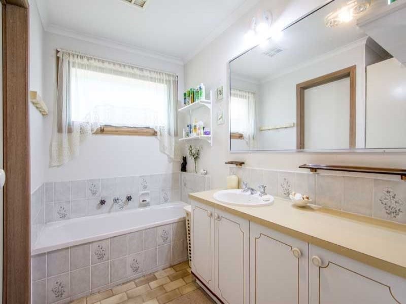 5 Richardson Street, Seaford VIC 3198