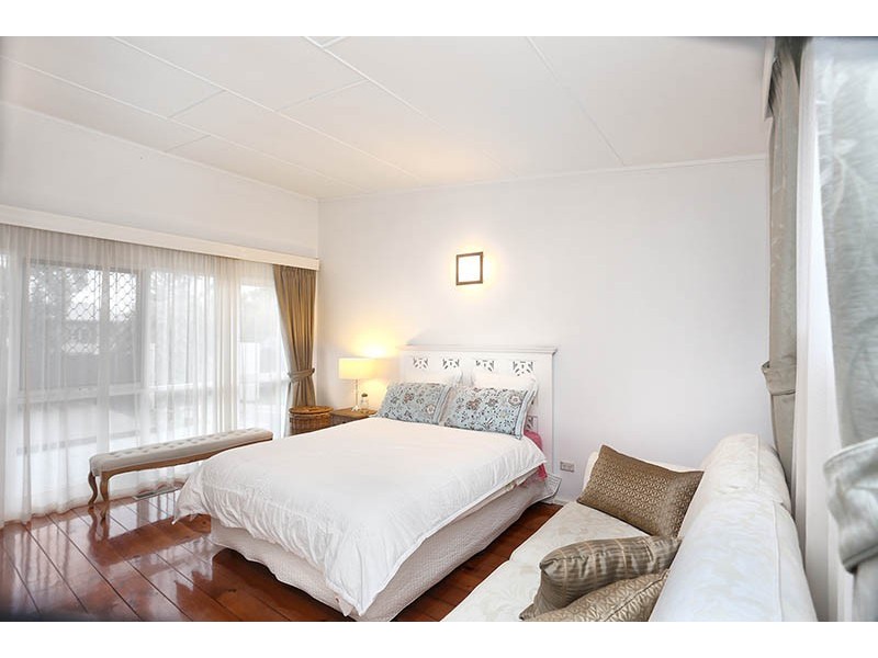 18 Tulip Street, Black Rock VIC 3193