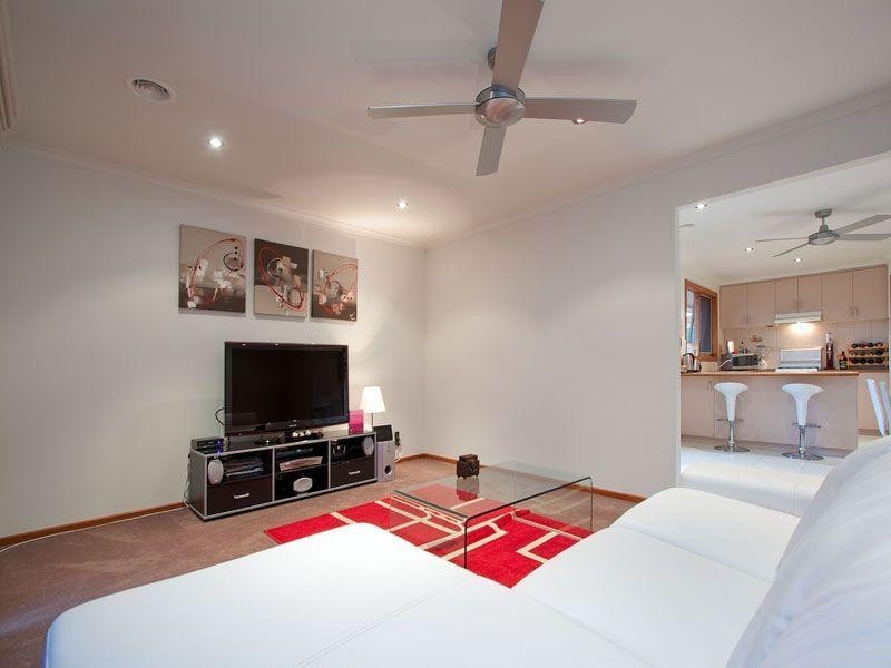 2/29 Heatherhill Road, Frankston VIC 3199