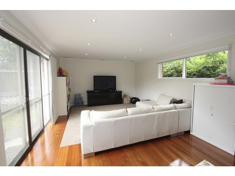108 Ludstone Street, Hampton VIC 3188
