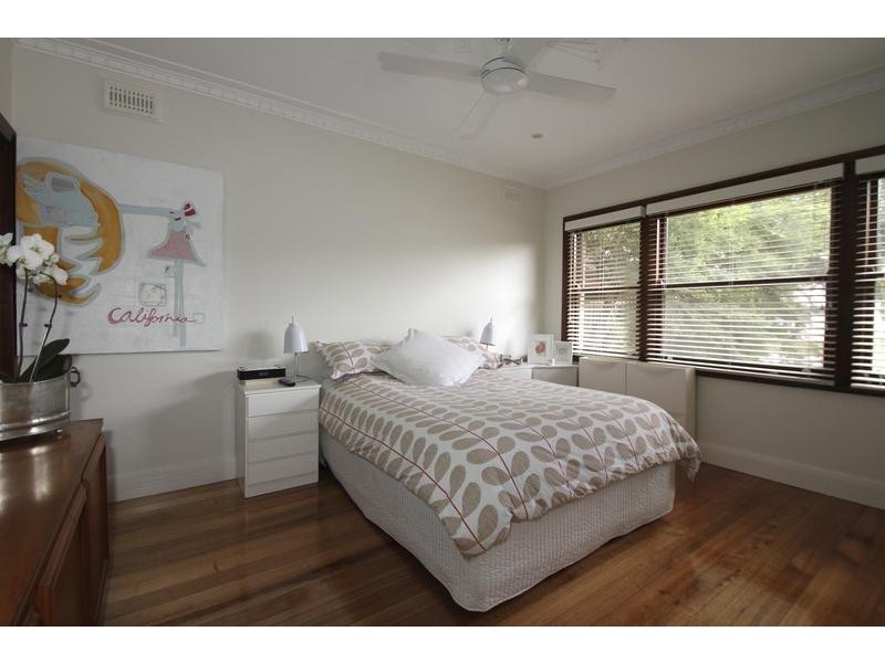 108 Ludstone Street, Hampton VIC 3188