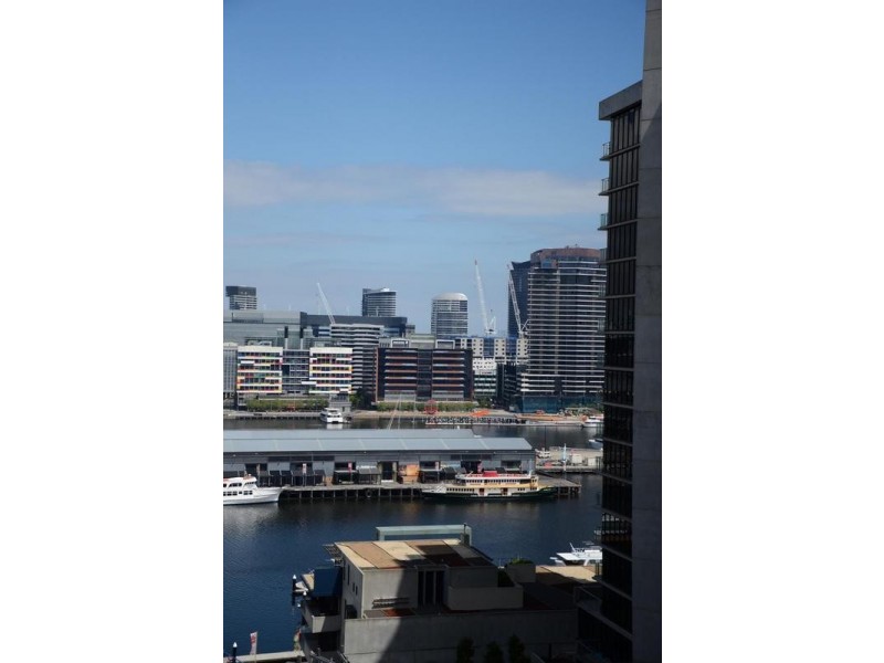 8 Marmion Place, Docklands VIC 3008