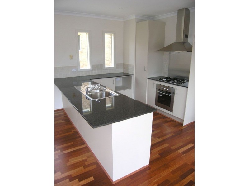 42D Follett Road, Cheltenham VIC 3192