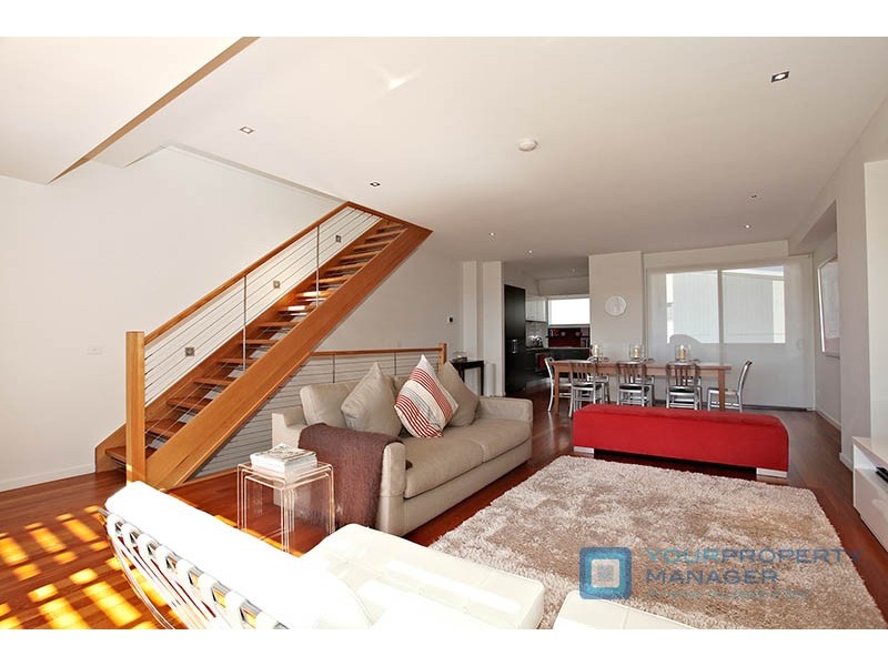 9 Silverbanks Grove, Mentone VIC 3194