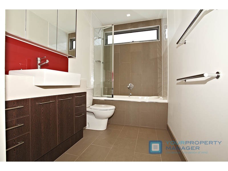 9 Silverbanks Grove, Mentone VIC 3194