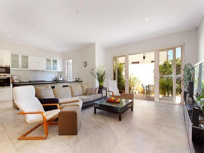 76 Tramway Parade, Beaumaris VIC 3193