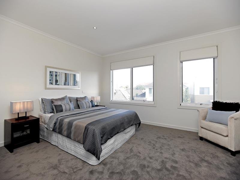 13 Carnoustie Parade, Heatherton VIC 3202