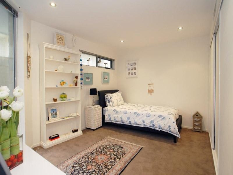 10/2-6 Groves Street, Aspendale VIC 3195