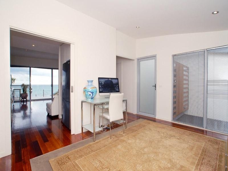 10/2-6 Groves Street, Aspendale VIC 3195