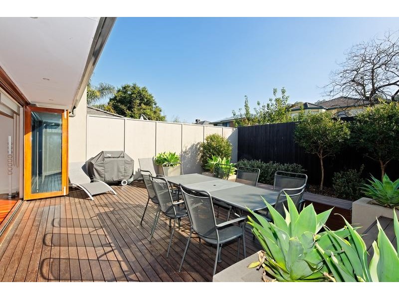 11 Barnett Street, Hampton VIC 3188