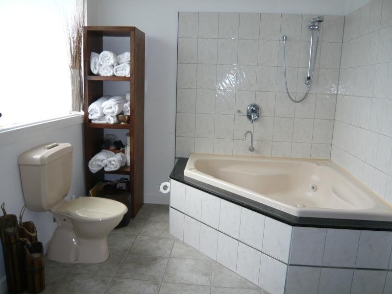 96 Dalgetty Road, Beaumaris VIC 3193