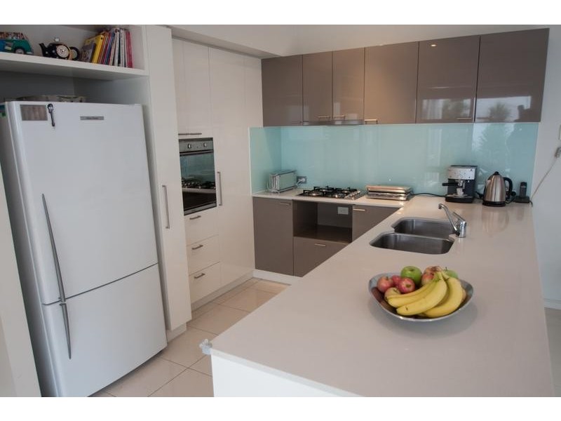 6 Pebble Beach Place, Heatherton VIC 3202