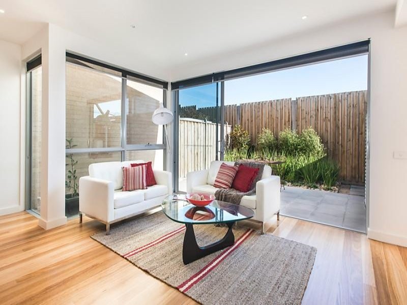 22 Streeton Drive, Mentone VIC 3194