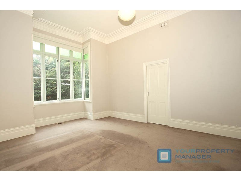 12 Trafford Avenue, Brighton VIC 3186