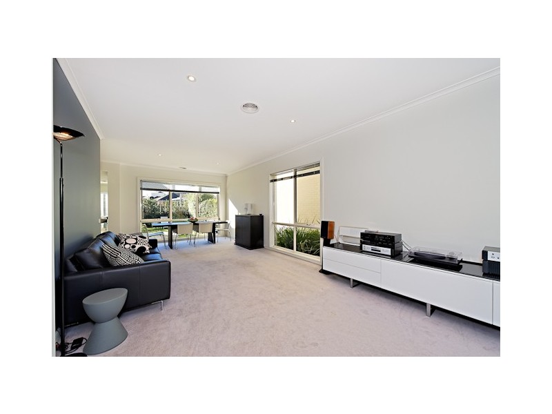 5 Shoreacres Place, Heatherton VIC 3202