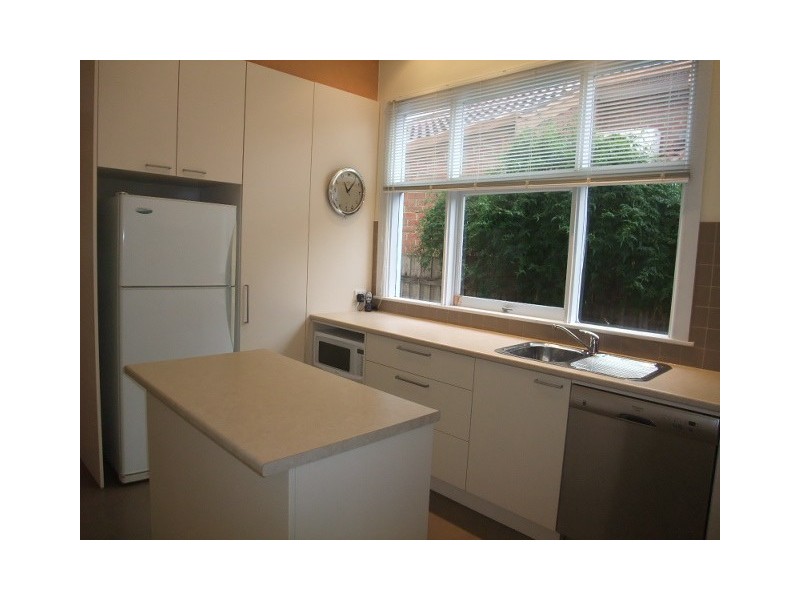 9 Wheeler Street, Ormond VIC 3204