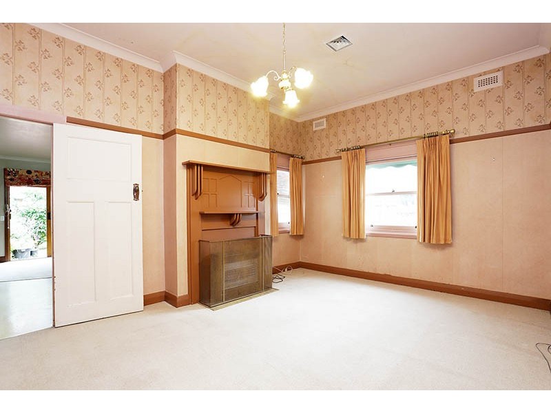 7 Clarkson Avenue, Brighton VIC 3186