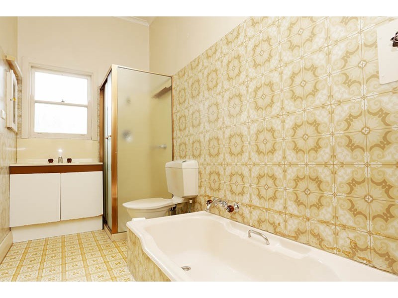 7 Clarkson Avenue, Brighton VIC 3186